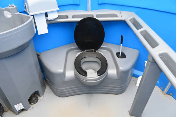 Porta potty rental for outdoor events in Algonac, MI
